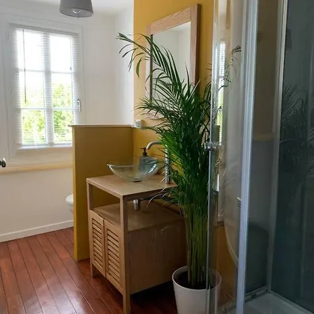 Holiday home La Petite Maison Guitres